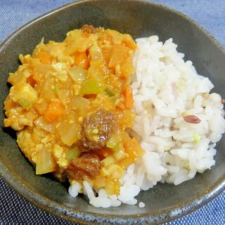 甘みたっぷり子ども向けキーマカレー（三十雑穀米）